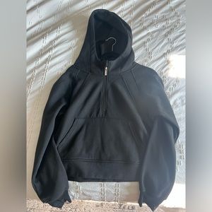Cropped Sweatshirt